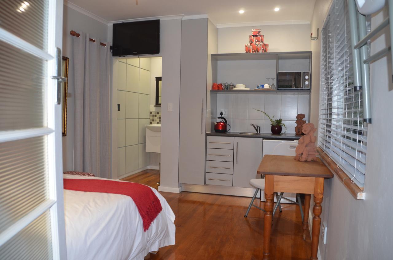 Anni Bos Hotel Stellenbosch Buitenkant foto